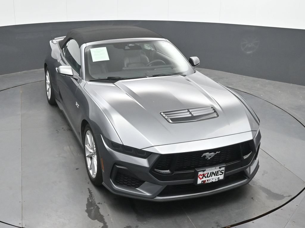 Used 2025 Ford Mustang GT Premium RWD image 35