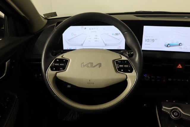 Used 2024 Kia EV6 Wind w/ Wind Technology Package RWD image 13
