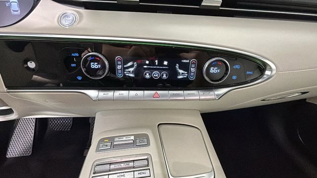 Used 2024 Genesis Electrified GV70 AWD/4WD image 23