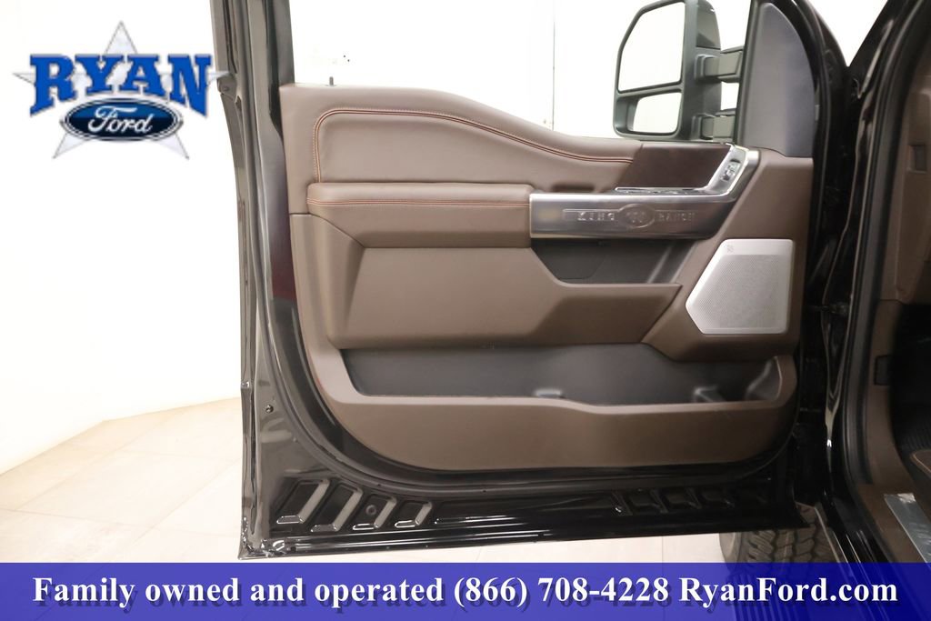 New 2026 Ford F250 King Ranch w/ FX4 Off-Road Package image 6