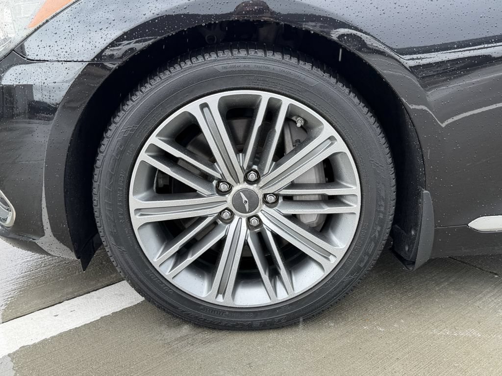 Used 2018 Genesis G80 3.8 w/ Option Group 02 RWD image 9