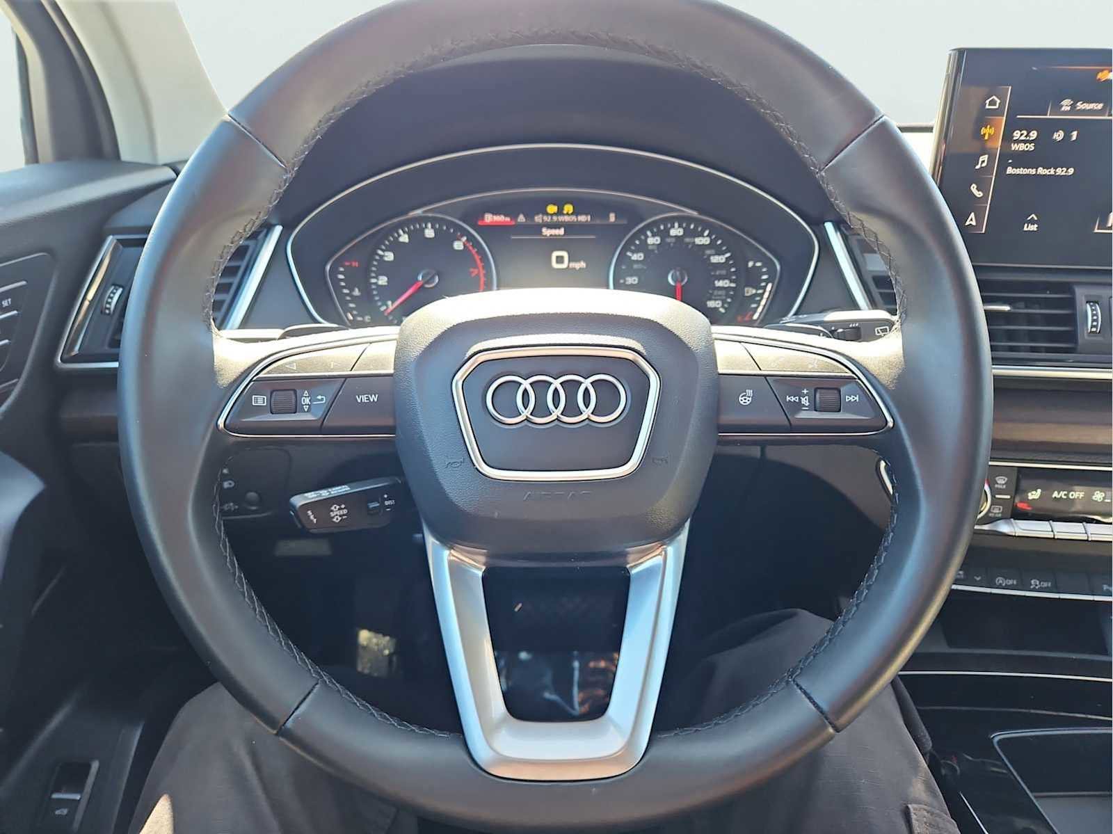 Used 2023 Audi Q5 2.0T Premium w/ Convenience Package image 16