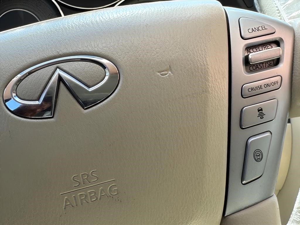 Used 2015 INFINITI QX80 4WD w/ Deluxe Technology Package image 24