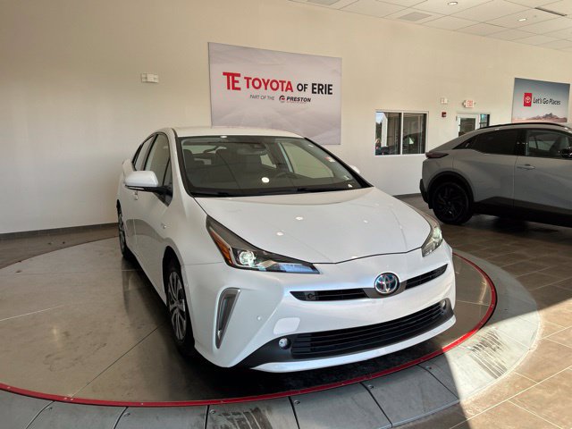 Used 2022 Toyota Prius XLE AWD/4WD image 1