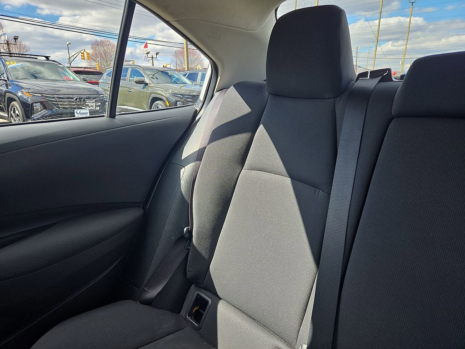 Used 2023 Toyota Corolla LE image 12