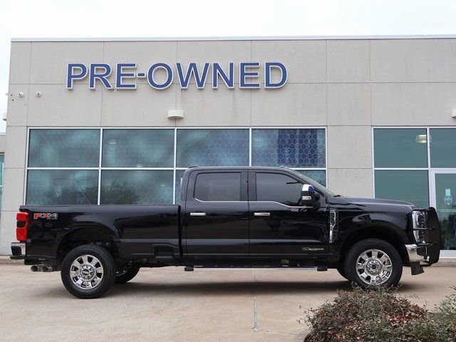 Certified 2025 Ford F350 Lariat w/ Chrome Package image 2