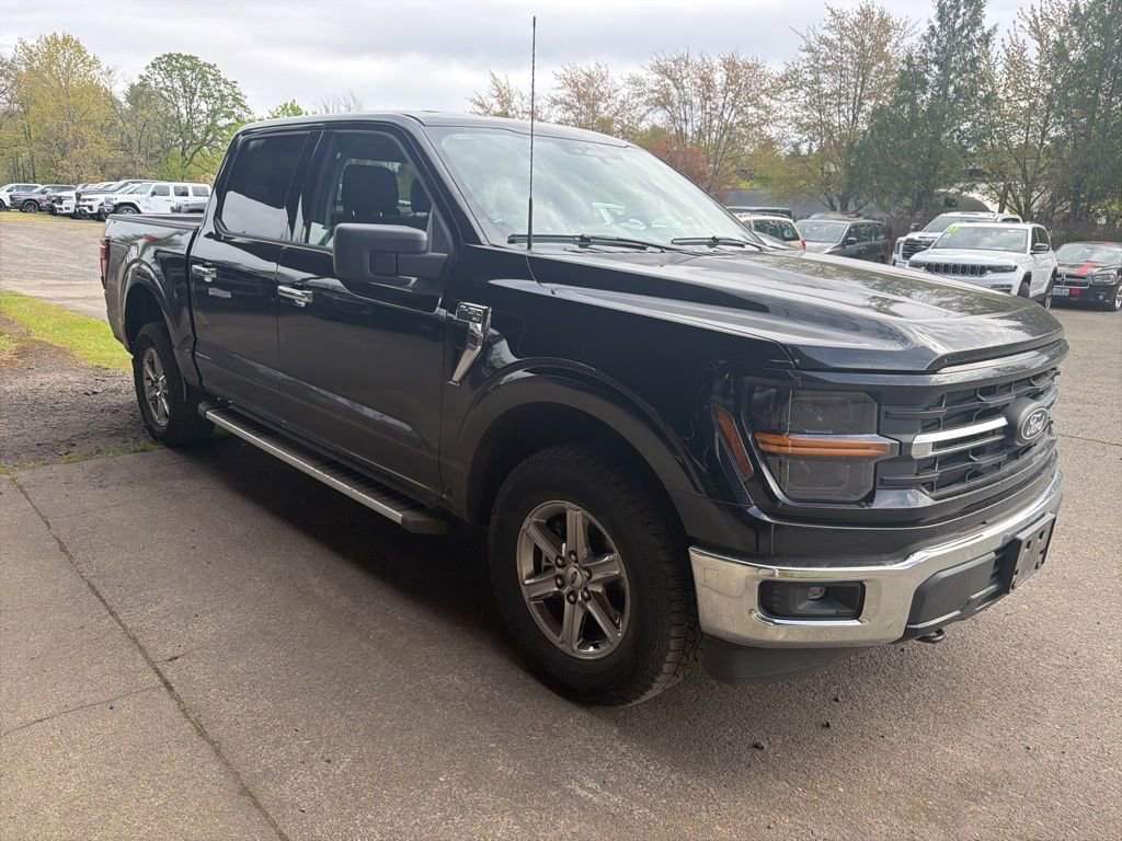Used 2025 Ford F150 XLT w/ Equipment Group 301A Standard AWD/4WD image 3