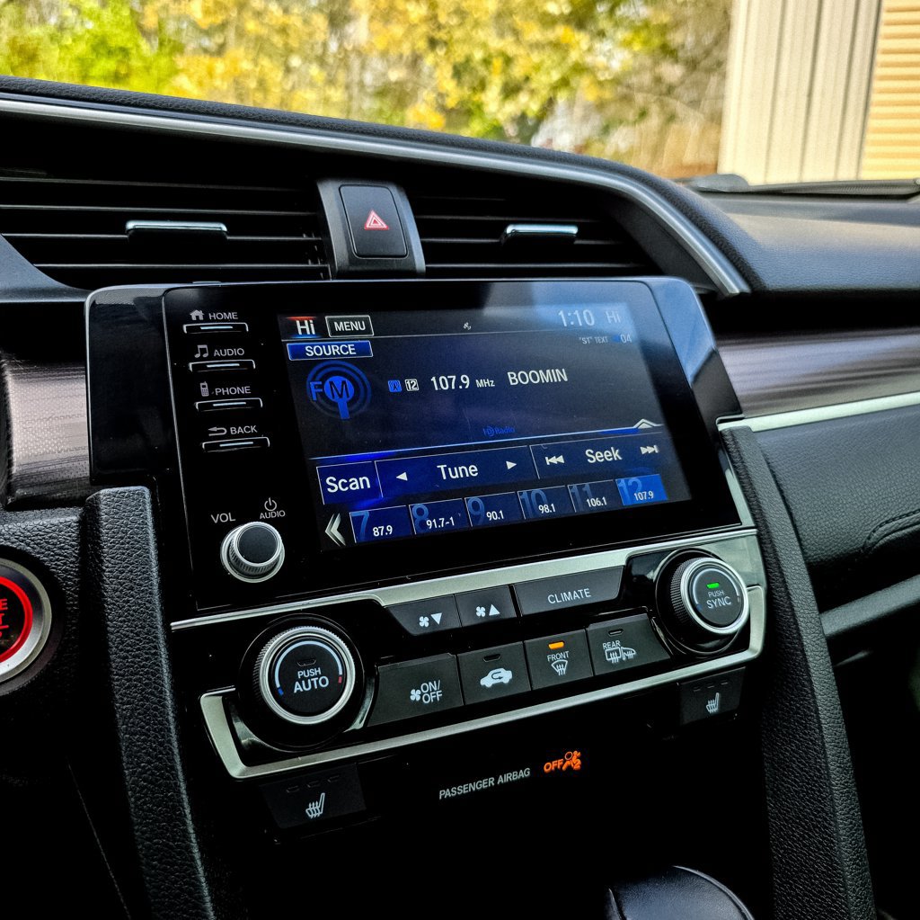 Used 2020 Honda Civic EX-L image 11