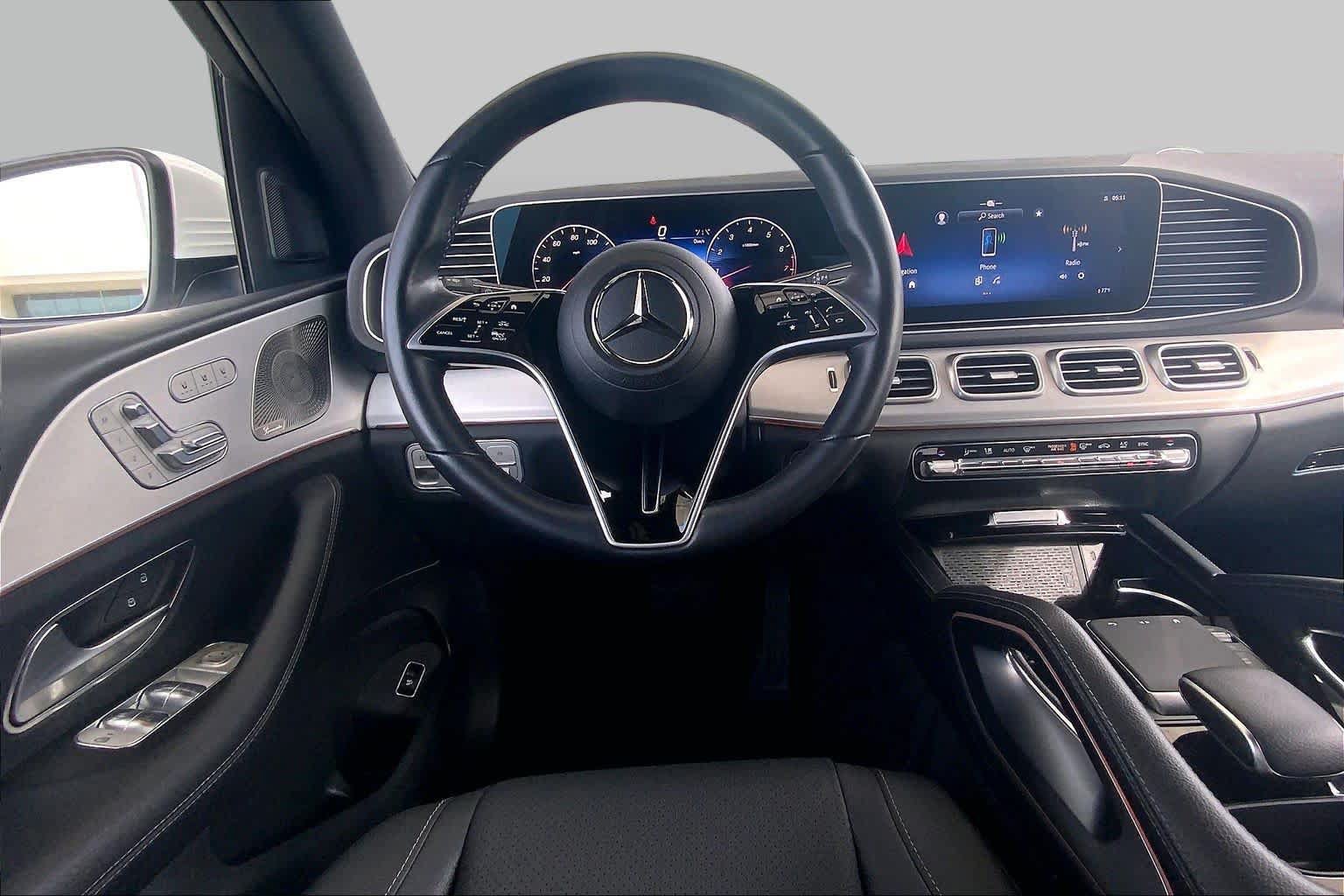 Used 2025 Mercedes-Benz GLE 350 4MATIC image 6
