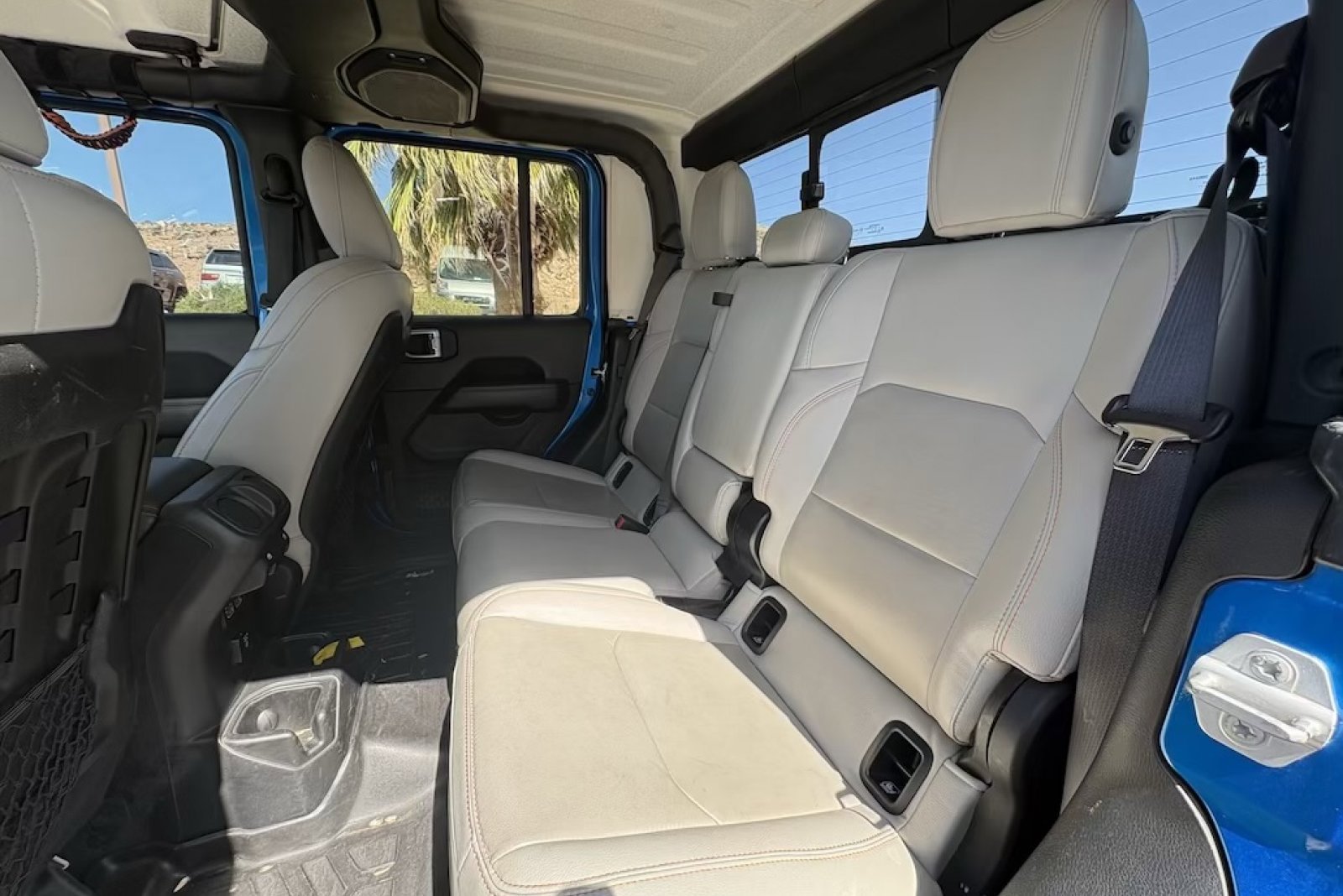 Used 2020 Jeep Gladiator Mojave AWD/4WD image 10