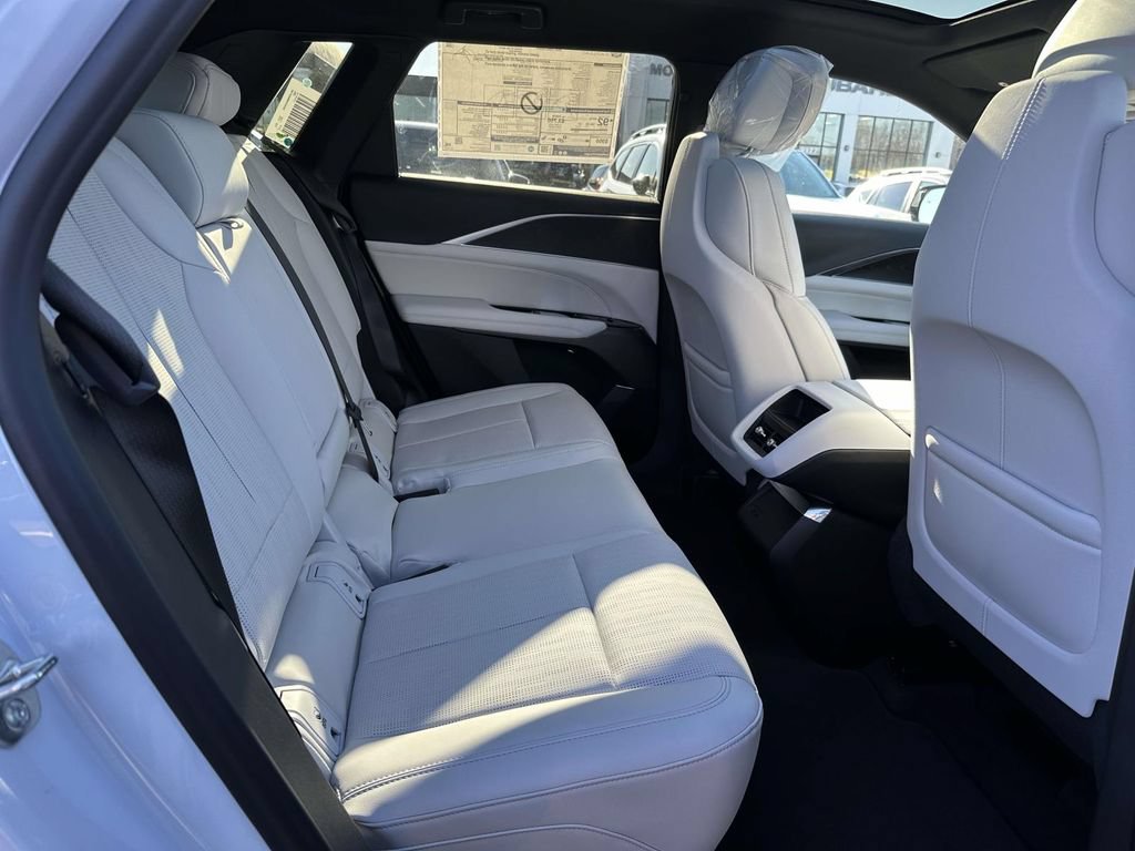 New 2026 Cadillac Lyriq Luxury RWD image 11
