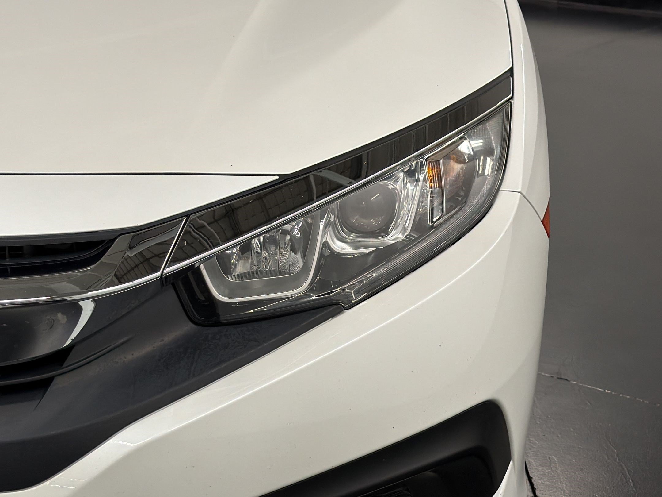 Certified 2017 Honda Civic EX image 25