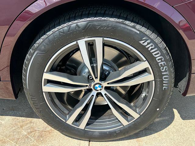 Used 2024 BMW X7 M60i w/ Executive Package AWD/4WD image 32