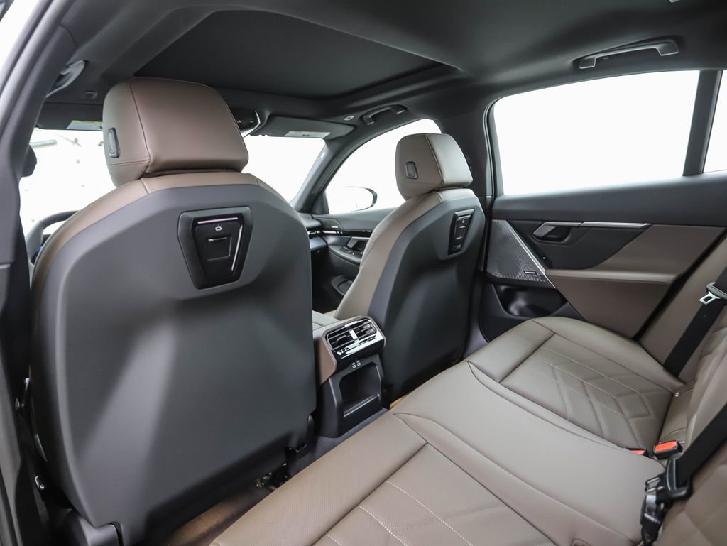 Certified 2025 BMW 530i xDrive w/ Premium Package image 20