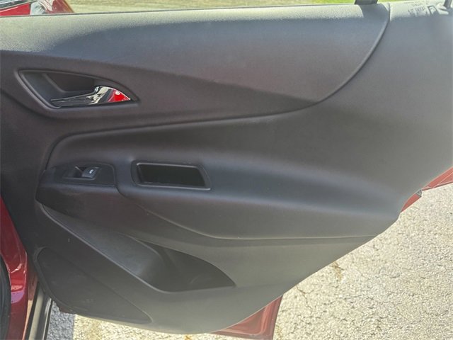 Used 2023 Chevrolet Equinox LT image 16