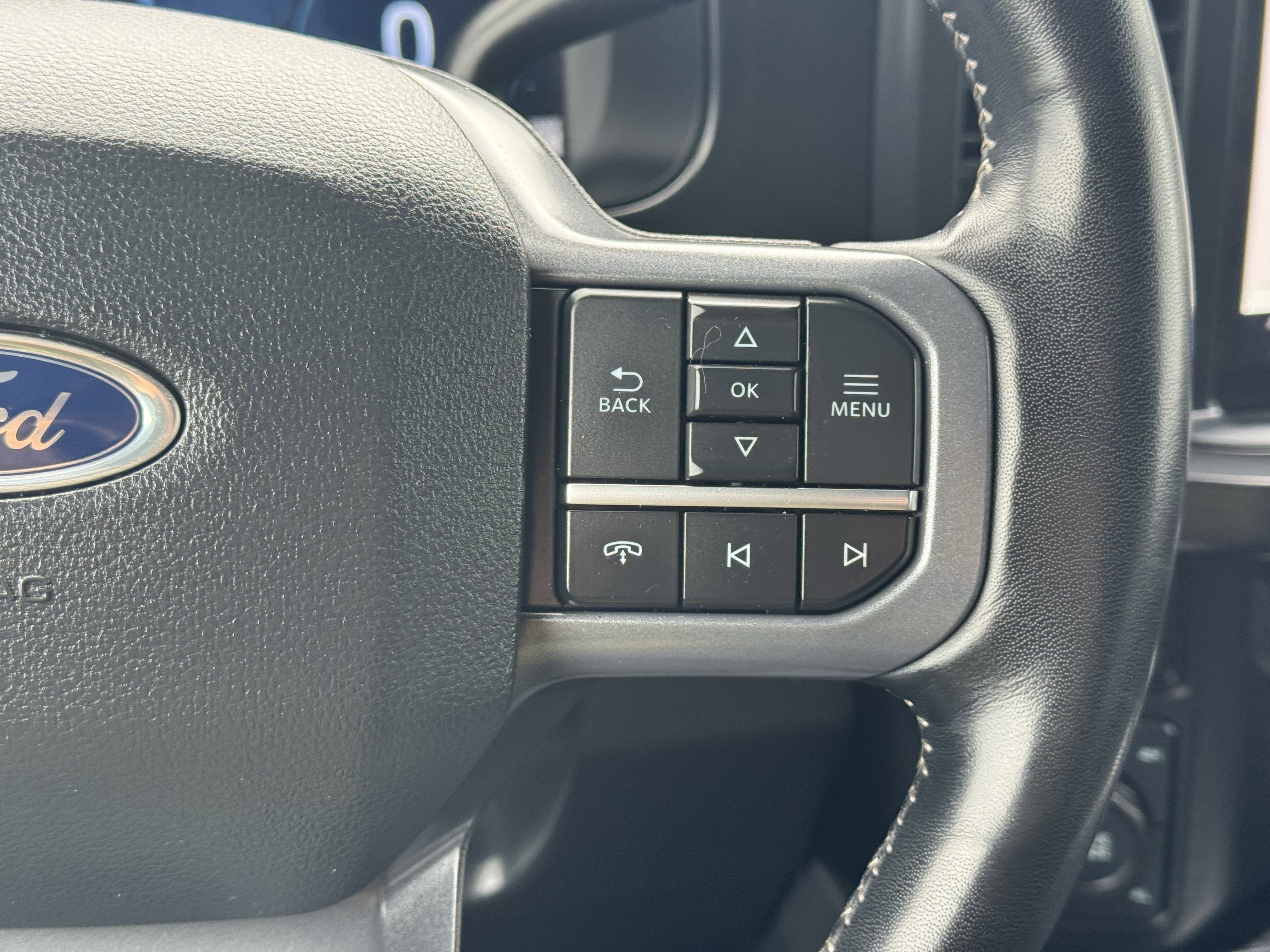 Used 2023 Ford F450 Lariat w/ Lariat Ultimate Package image 35