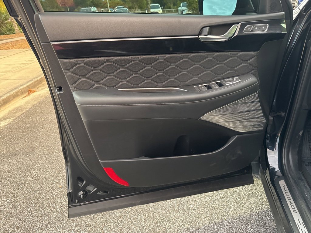 Used 2020 Hyundai Palisade Limited image 11