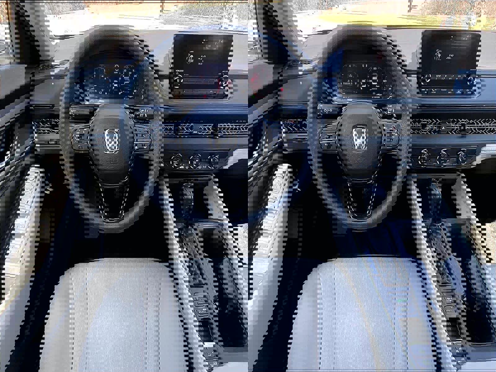 Used 2023 Honda Accord LX image 17