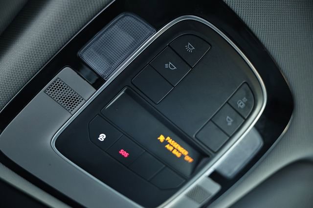 Used 2022 Hyundai Santa Fe SEL image 40