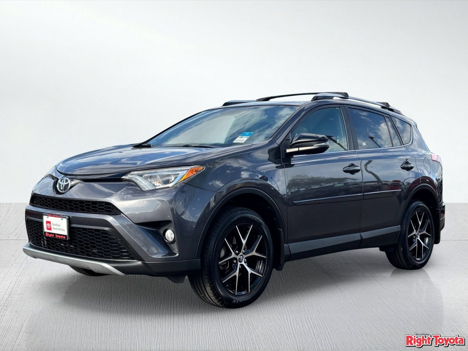 Certified 2016 Toyota RAV4 SE w/ Cargo Management Package FWD image 2