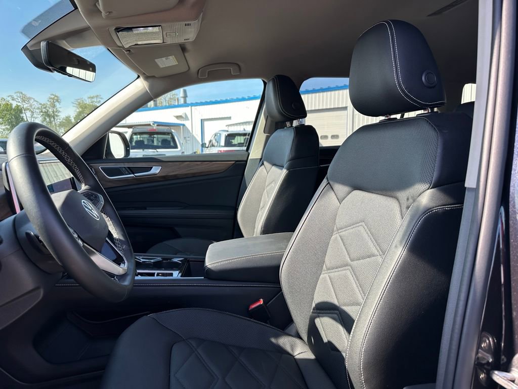Used 2026 Volkswagen Atlas SE AWD/4WD image 25