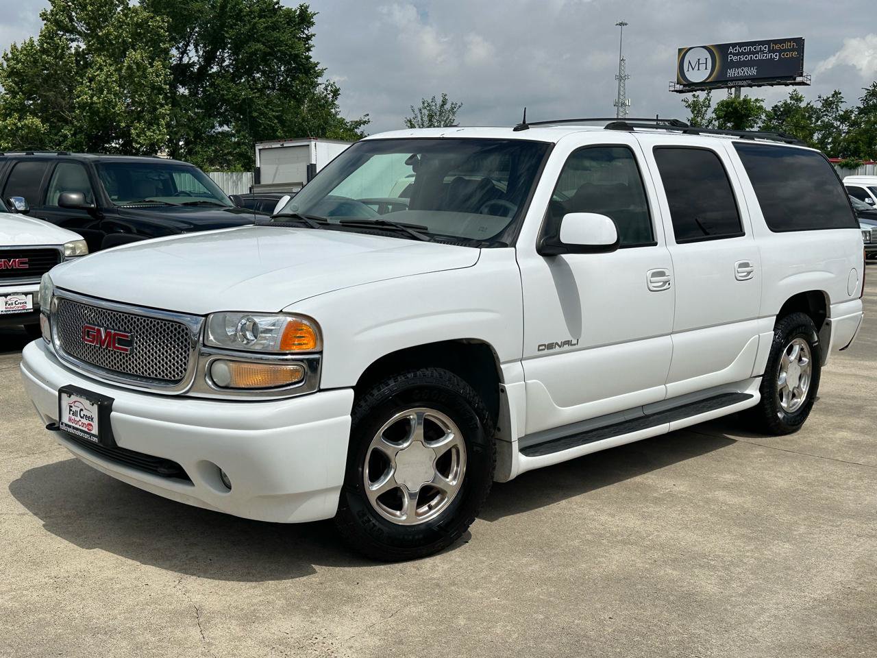 Used 2002 GMC Yukon XL Denali AWD/4WD image 9