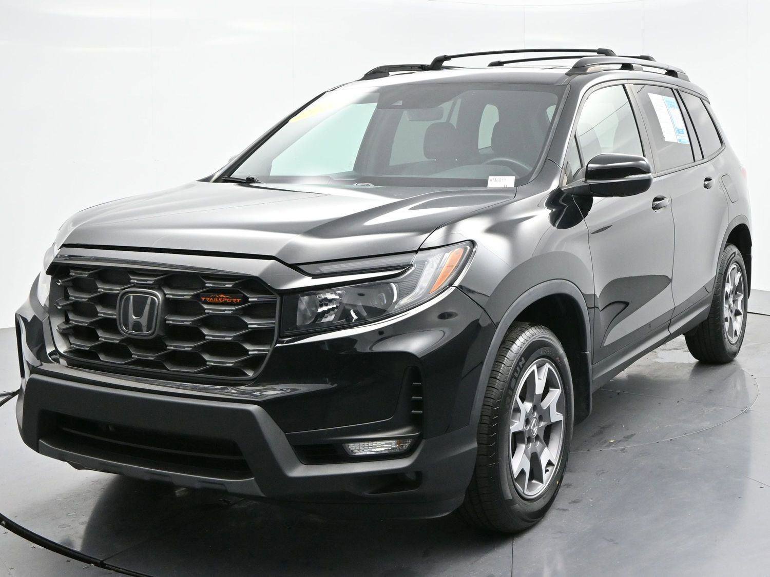 Used 2022 Honda Passport TrailSport image 3