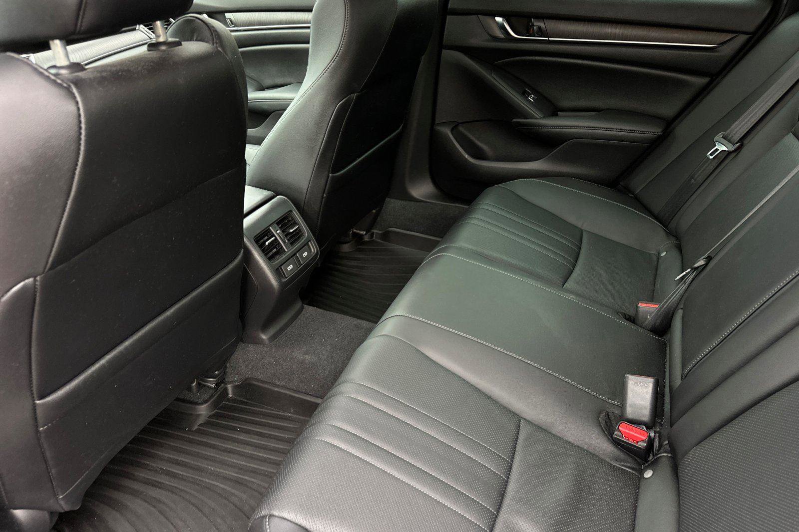 Used 2021 Honda Accord EX-L image 12