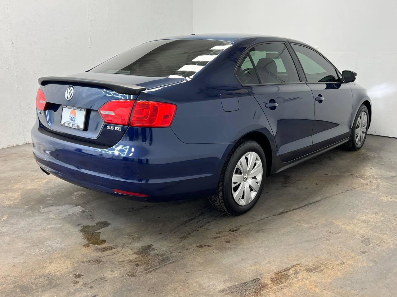 Used 2012 Volkswagen Jetta SE FWD image 4