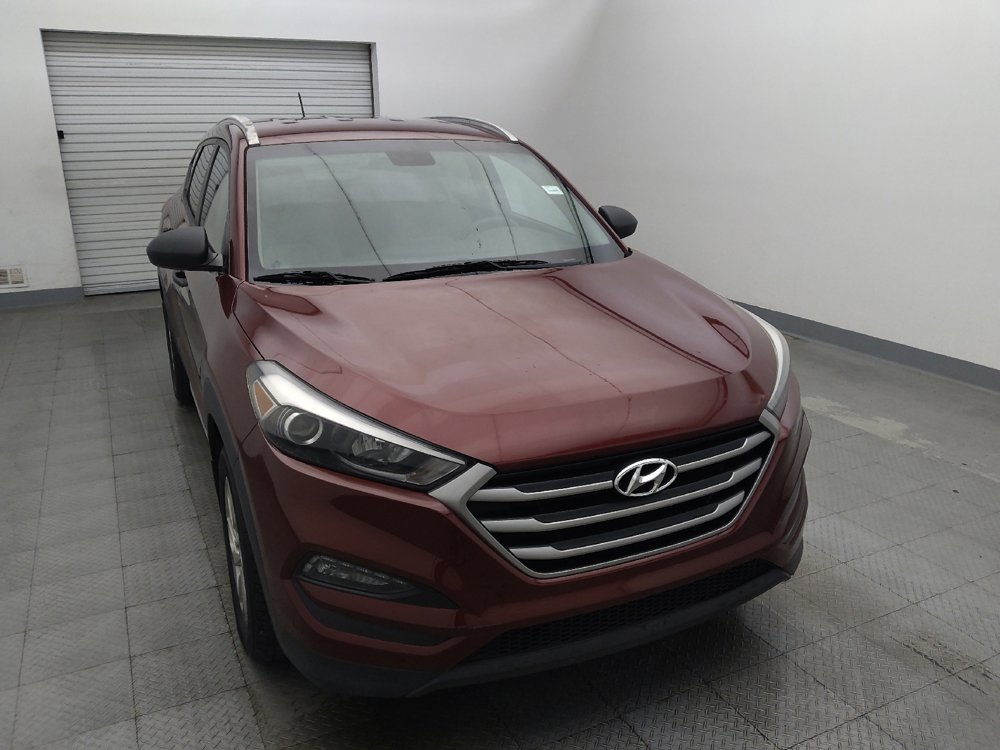Used 2017 Hyundai Tucson SE AWD/4WD image 14