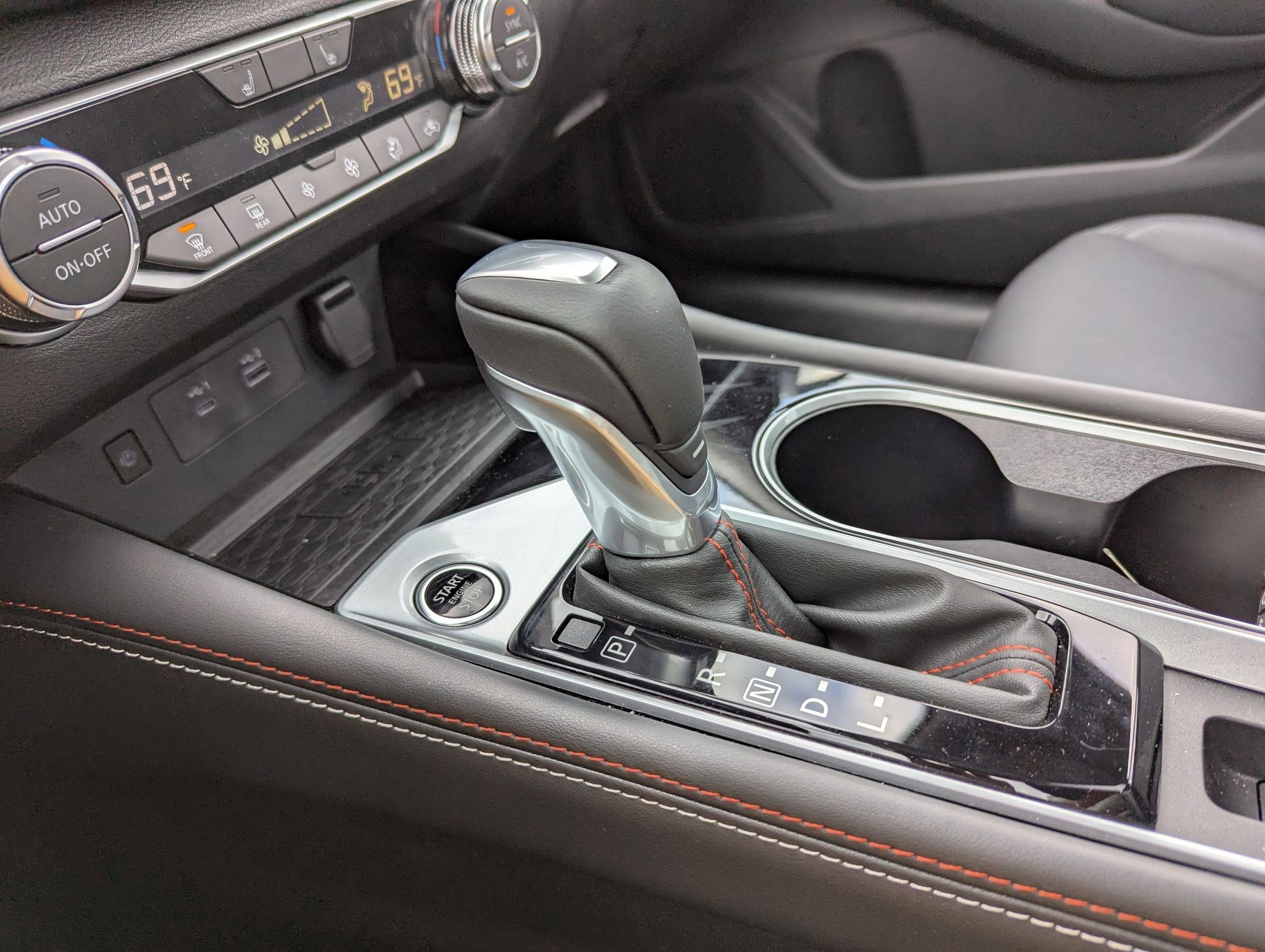 New 2025 Nissan Altima 2.5 SR w/ SR Premium Package image 12