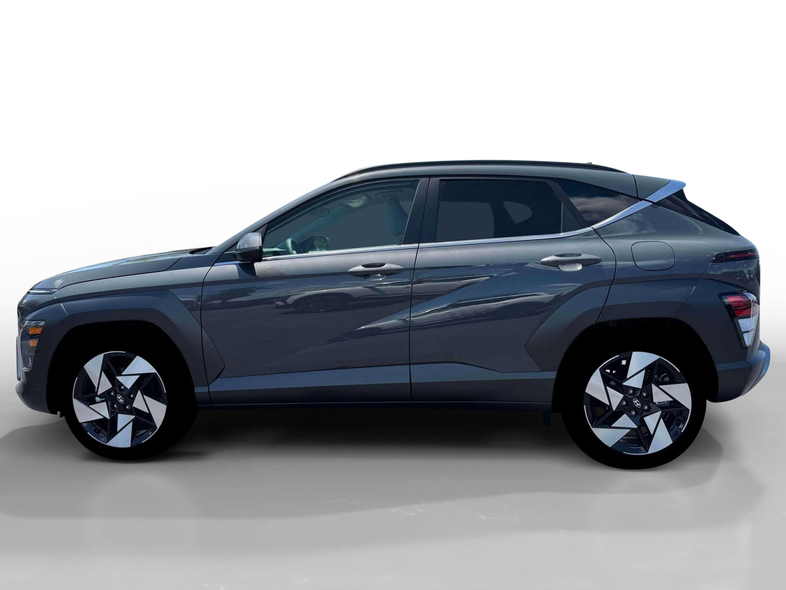 New 2026 Hyundai Kona Limited FWD image 3