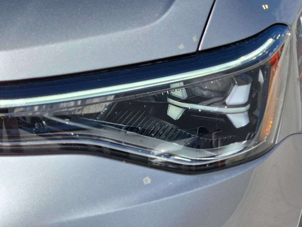 New 2026 Volkswagen Taos SE FWD image 7