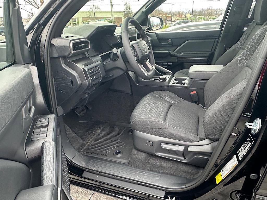 New 2026 Toyota 4Runner SR5 image 7