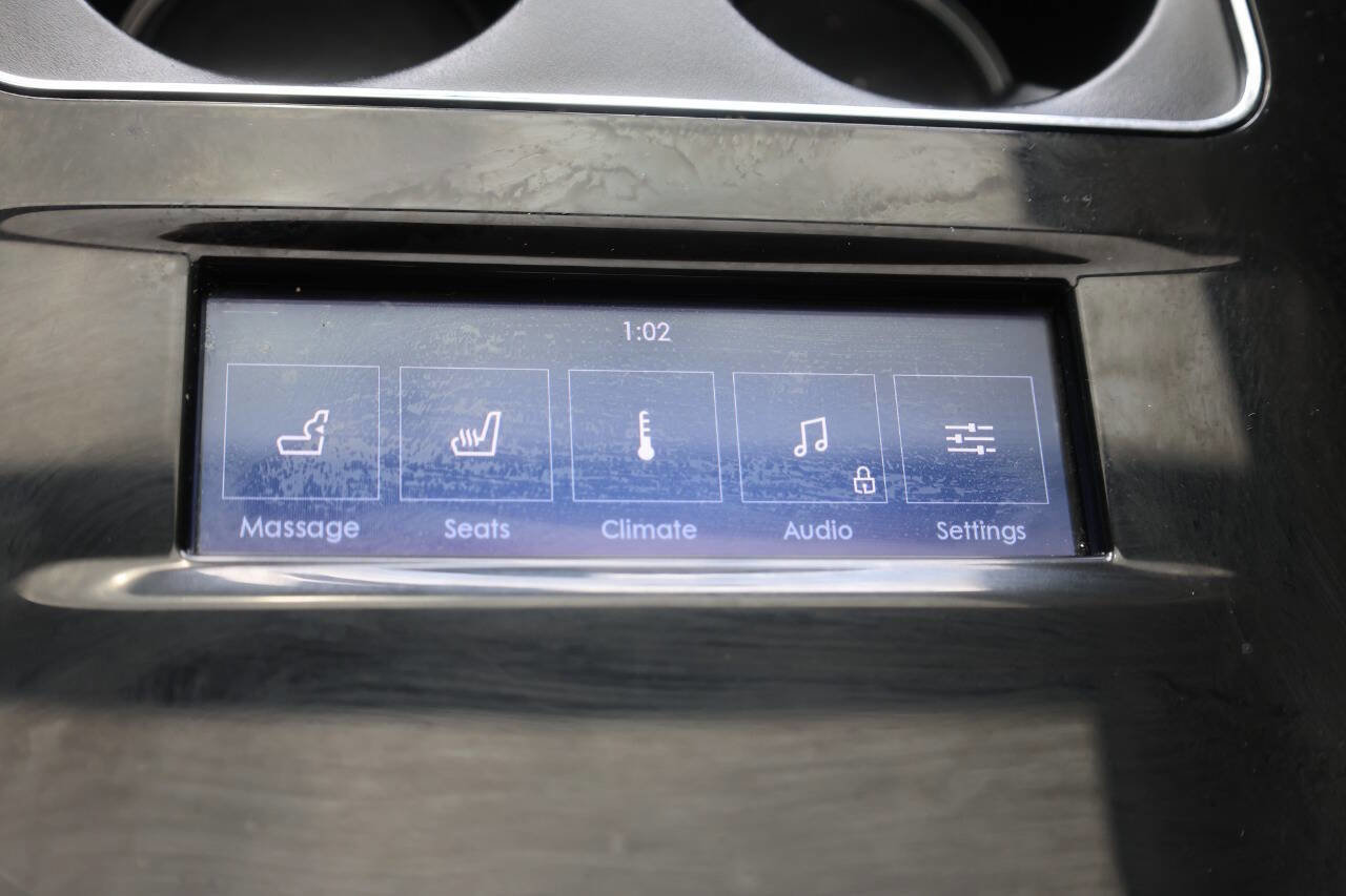 Used 2022 Lincoln Navigator L Reserve w/ Equipment Group 201A image 23