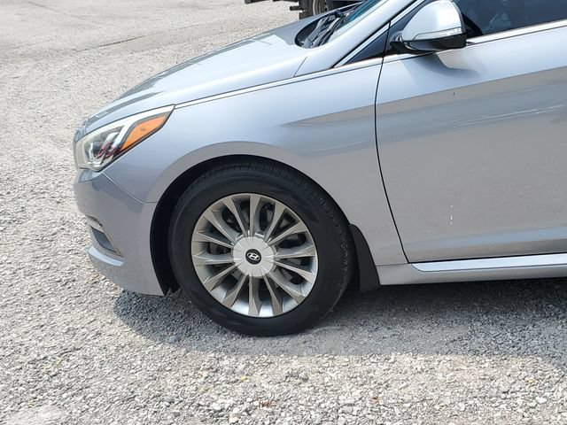 Used 2015 Hyundai Sonata Limited w/ Option Group 06 FWD image 8