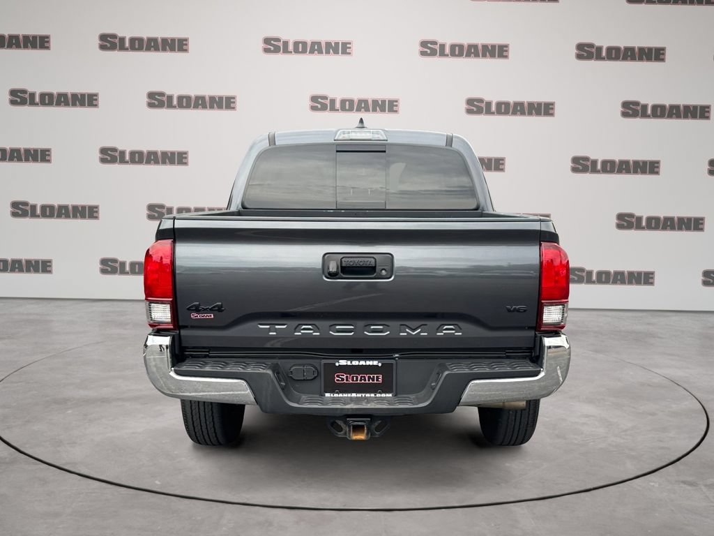 Used 2023 Toyota Tacoma SR5 AWD/4WD image 4