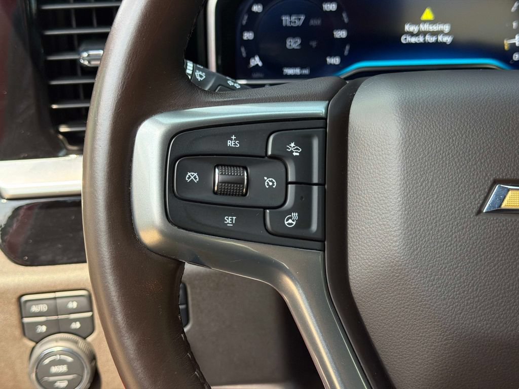 Used 2022 Chevrolet Silverado 1500 LT AWD/4WD image 29