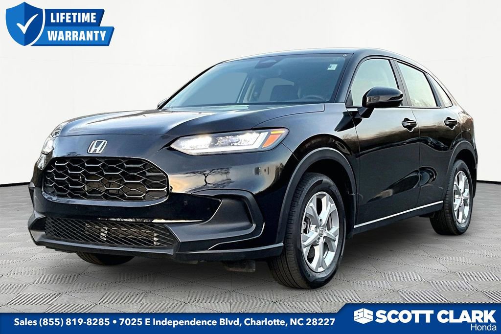 Used 2025 Honda HR-V LX image 3