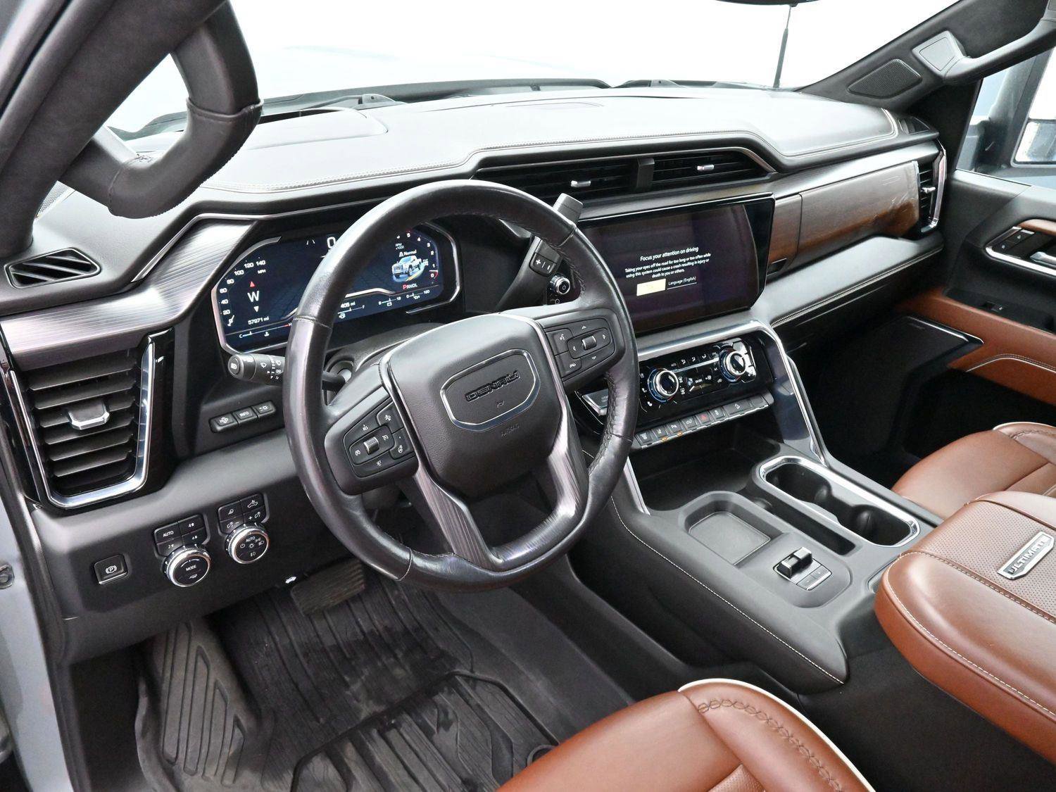 Used 2024 GMC Sierra 2500 Denali Ultimate w/ Max Trailering Package image 16