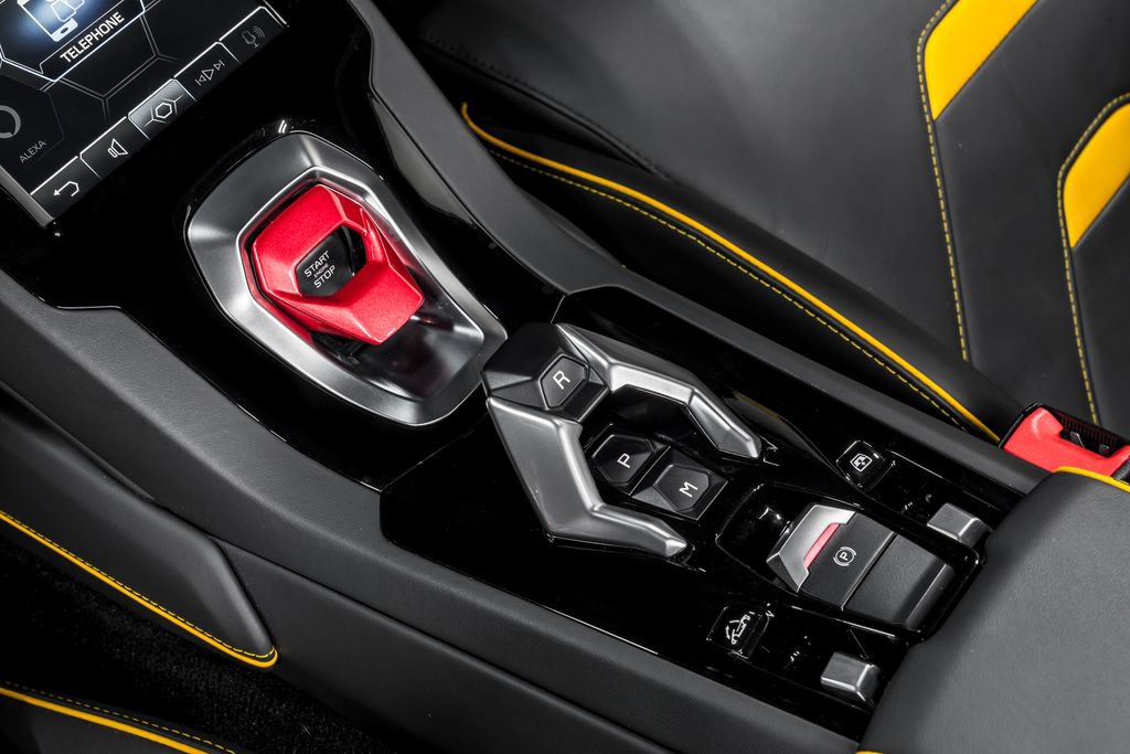 Used 2022 Lamborghini Huracan EVO RWD image 29