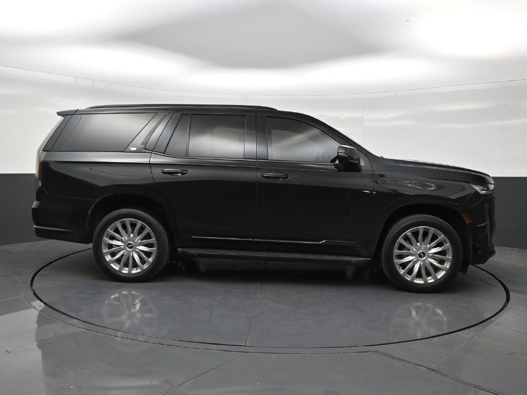 Used 2023 Cadillac Escalade Premium Luxury AWD/4WD image 6