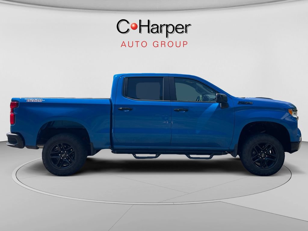 Used 2023 Chevrolet Silverado 1500 LT Trail Boss w/ Convenience Package II AWD/4WD image 2