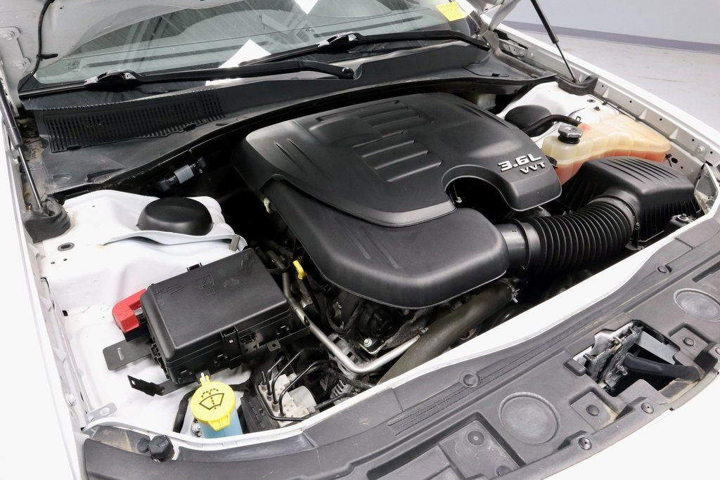 Used 2022 Chrysler 300 Touring image 14