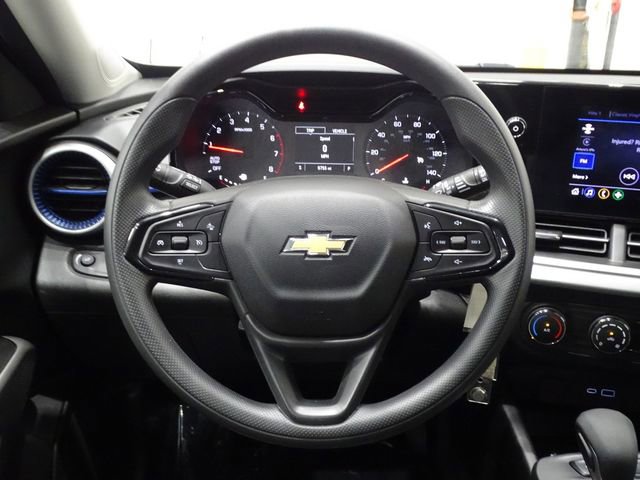 Used 2024 Chevrolet Trax LS FWD image 22