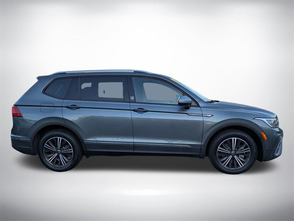 Used 2024 Volkswagen Tiguan Wolfsburg Edition image 3