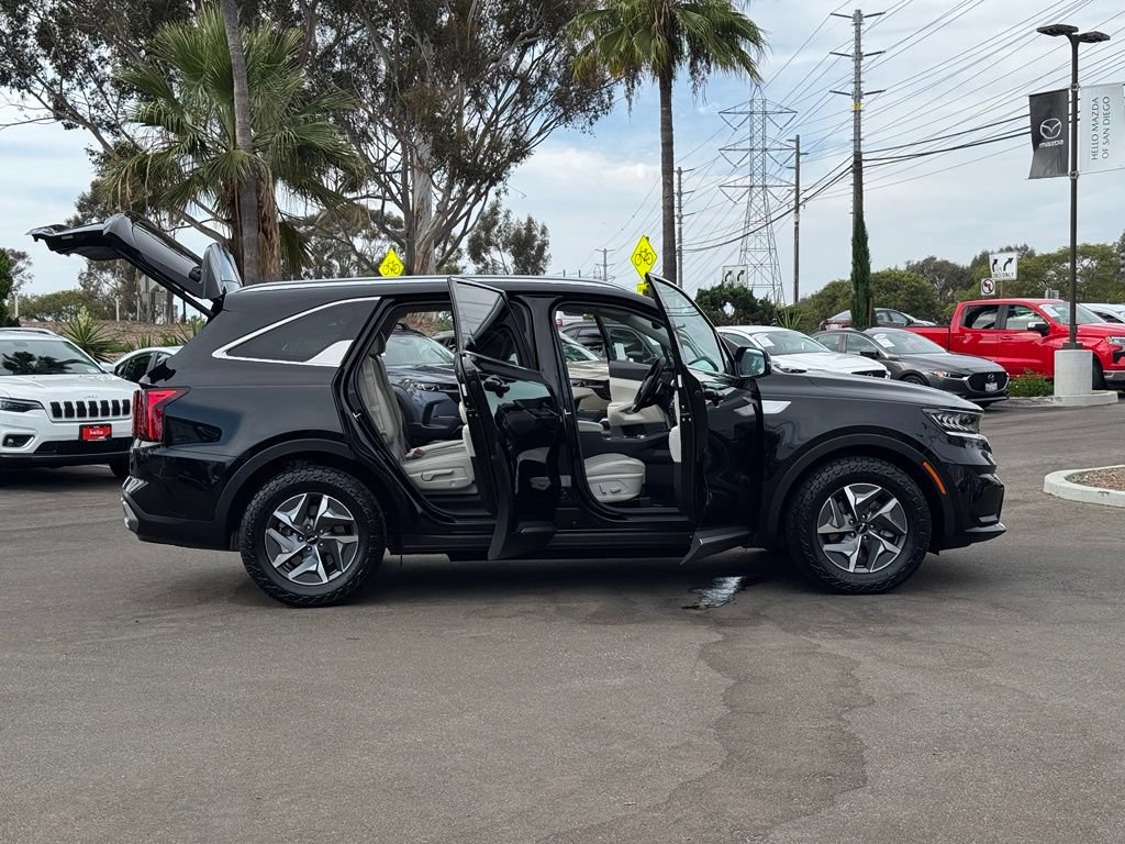 Used 2023 Kia Sorento EX w/ Panoramic Sunroof Package FWD image 30