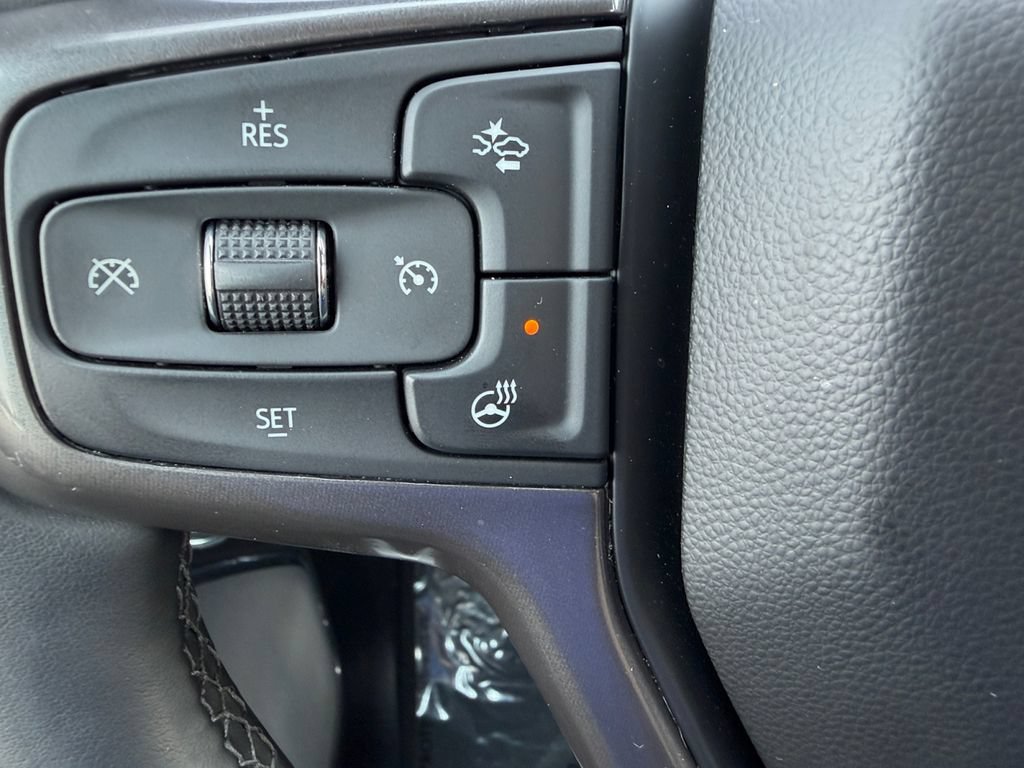 Used 2024 Chevrolet Silverado 3500 High Country w/ High Country Premium Package AWD/4WD image 20