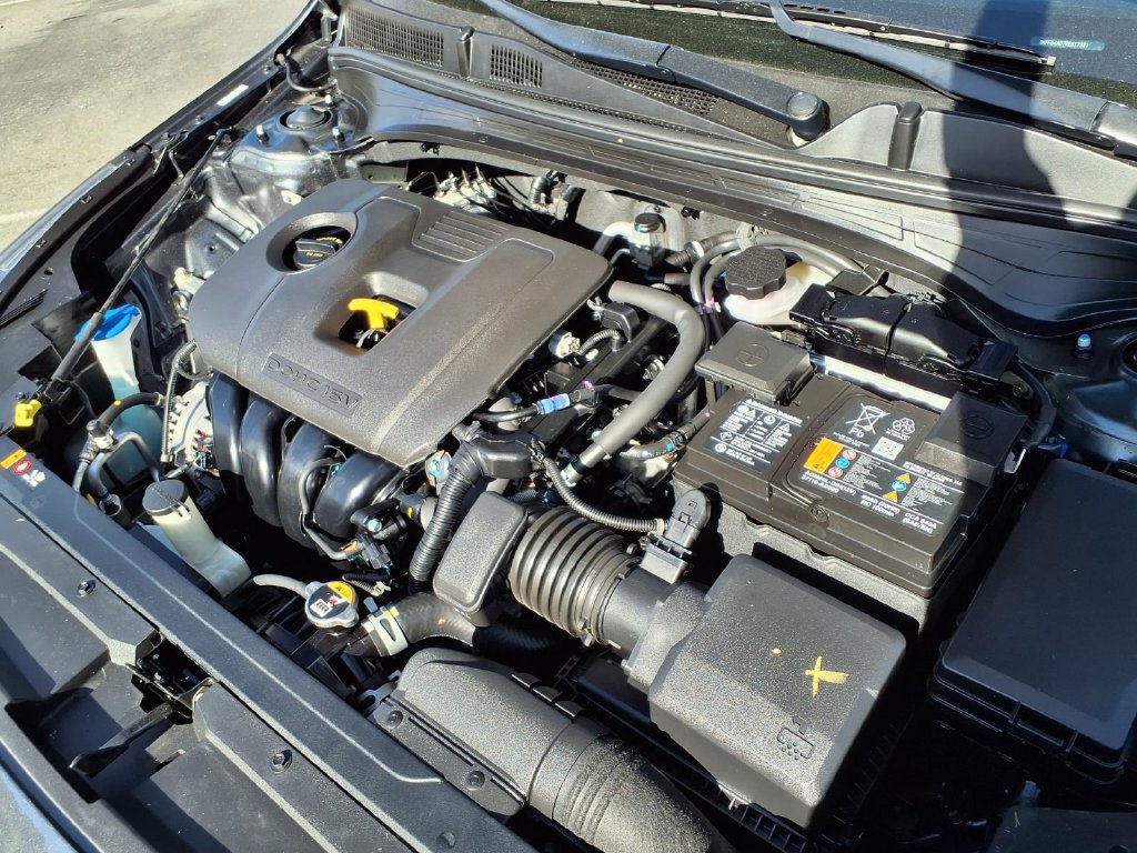 Certified 2024 Kia Forte GT-Line FWD image 11