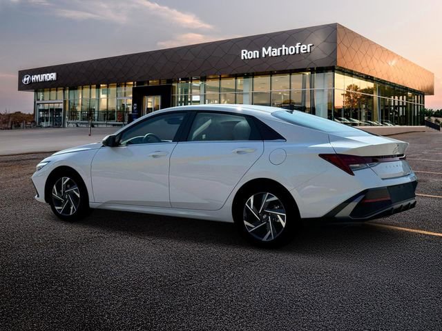 New 2025 Hyundai Elantra Limited image 4